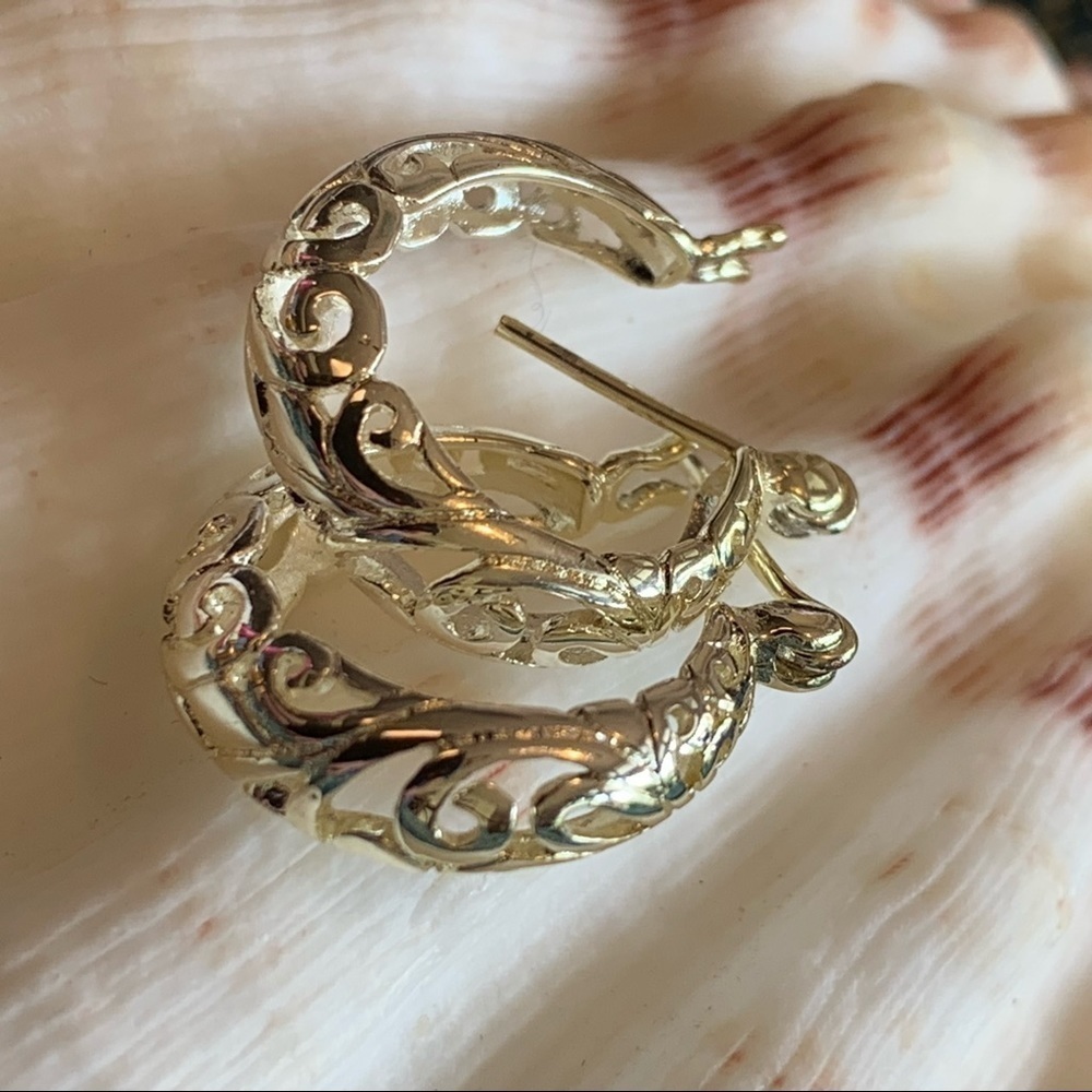 Filigree silver small hoop post earrings new classic minimalist silver plated - Picture 4 of 6
